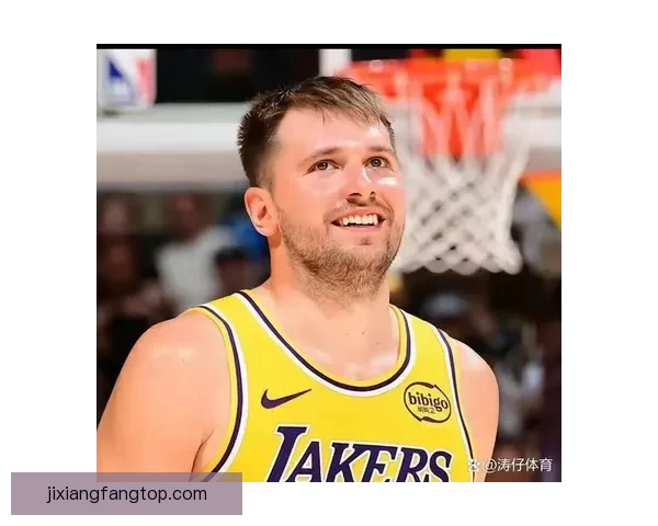 东契奇夏季瘦身38磅状态炸裂 全力争夺新赛季MVP荣誉